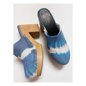 RARE Charlotte Stone Marlo Clogs